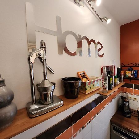 Le Baroque - Appt Proche Centre Et Memorial Apartment Кан Екстериор снимка